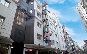 ホテル グランド ゴッドウィン  4*